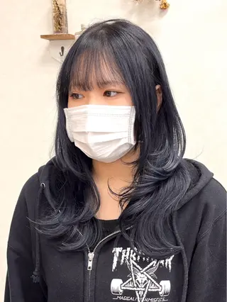 セミロング Ring  by Moremuu所属・issy/ハイライト ハイトーン／レイヤーのヘアスタイル