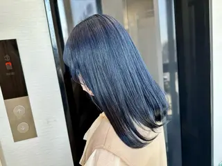 セミロング SALOWIN心斎橋Suite店所属・ブリーチ毛にもできる 縮毛矯正|鷹司郎のヘアスタイル