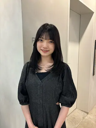 ミディアム 青柳美里/ショート カットモデル募集のヘアスタイル