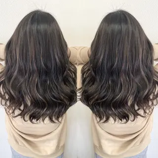 セミロング 山本 茉希のヘアスタイル