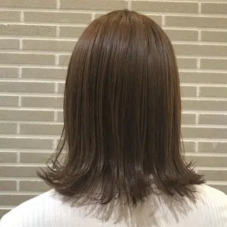 ミディアム 植田 菜月のヘアスタイル