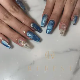 ネイル ❤️💛REBEST 付け放題Nailのネイルデザイン