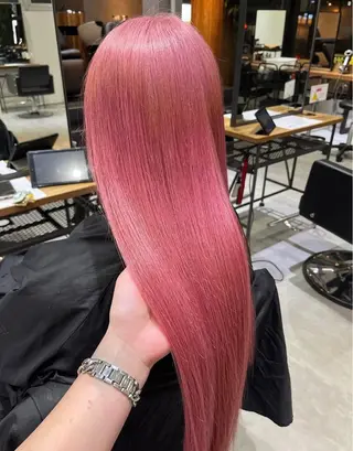 ロング カラー RIO🩶NEXT/ エクステ/ハイトーンのヘアスタイル