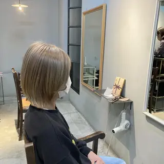 ミディアム カラー 前川 華恋 / room3のヘアスタイル