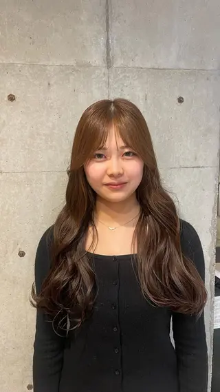 ロング カラー ミルクティーベージュ 新潟万代/MANA♡のヘアスタイル