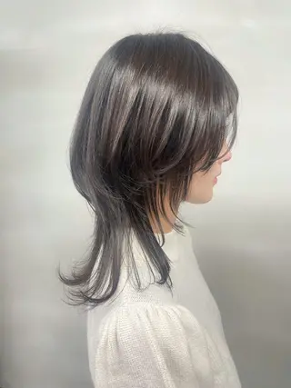 ミディアム 柏 ウルフ/レイヤー 田中佐和🐺のヘアスタイル