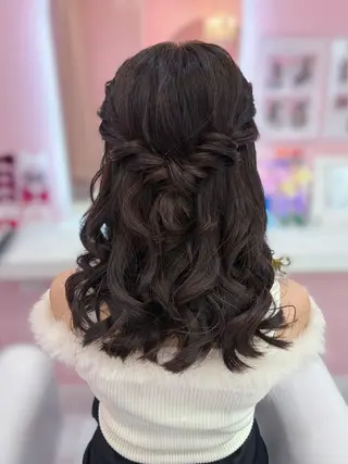 ミディアム ヘアアレンジ Set Salon Mémoire by miuprierre所属・推し活🪄🩷 川上 佳奈のヘアスタイル