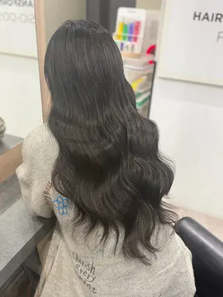 ロング lapis  Rie シールエクハイトーンのヘアスタイル