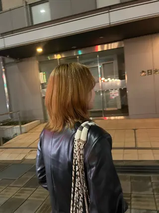 ミディアム KISEIセルバテラス店所属・とまべちひな/ショー ト/透明感カラーのヘアスタイル
