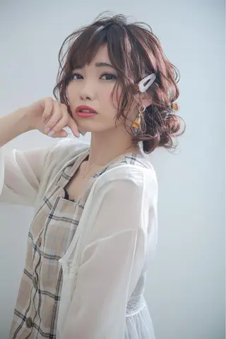 ロング ヘアアレンジ 伊藤 裕貴のヘアスタイル