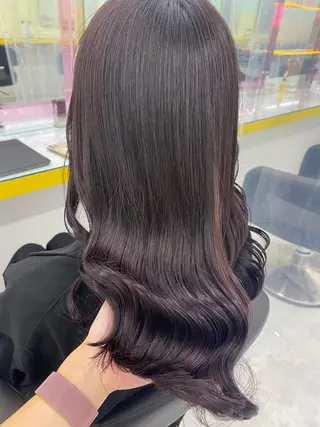 セミロング カラー パーマ ヘアアレンジ メンズ ネイル マツエク・マツパ linette所属・🐩推し活🐩 FUTABA🍒のヘアスタイル