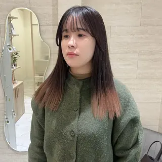 ロング カラー ANNA /艶髪/ハイトーンのヘアスタイル