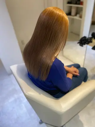 カラー 浦野 優希のヘアスタイル