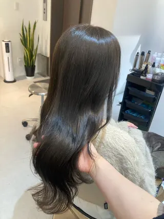 ロング ✨色持ちの良い艶 カラー✨蟹江真世のヘアスタイル