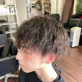 ショート SHINYA シンヤヘアーズのヘアスタイル