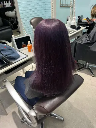 セミロング カラー ヘアアレンジ 🩶【推しハイトーン 】yuzu🩶のヘアスタイル