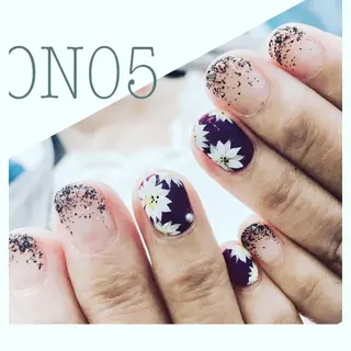 ネイル 園 寛子 （ネイリスト）のネイルデザイン