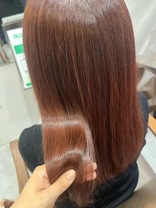 セミロング カラー 暖色＊ベージュ ＊くらたあやかのヘアスタイル