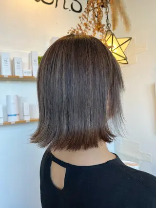 ミディアム カラー si6【シーム】 小田みきのヘアスタイル