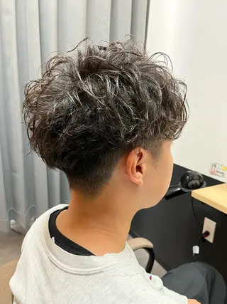 ショート TELAHAIR 副代表　石川篤史のヘアスタイル