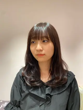 ミディアム パーマ 🫧Miyu /ブロー🫧のヘアスタイル