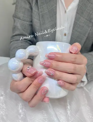 ネイル Amira アイラッシュのマツエク・マツパデザイン