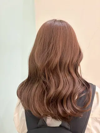 ロング 服部 真希のヘアスタイル