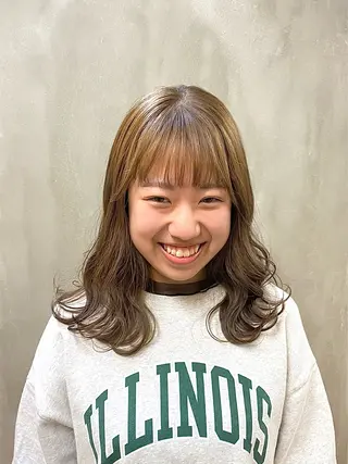 ミディアム カラー ヘアアレンジ ハル🌸柔色/ ブリーチなし/艶髪のヘアスタイル