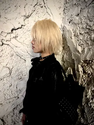 ショート カラー デザインカラー⭐︎★ 🐆hyoma🐆のヘアスタイル