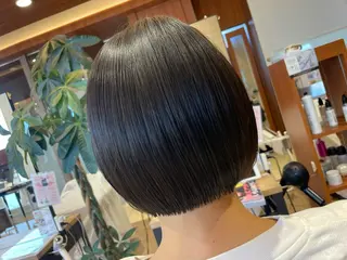 ショート 中間 知佳子のヘアスタイル