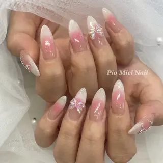 セミロング Pio Mielのネイルデザイン