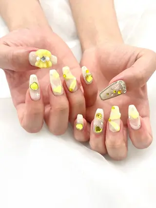 ネイル 五十嵐 美智のネイルデザイン