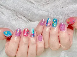 ネイル Salon de Minuit🦩のネイルデザイン