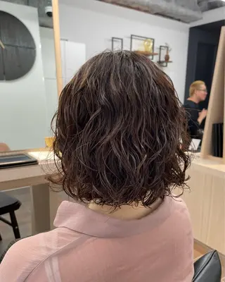 ショート レイヤーパーマ/ ショートパーマ/横浜のヘアスタイル