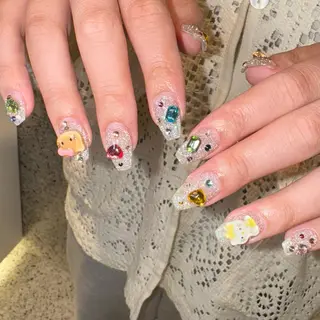 ネイル RIEKO🍒 ワンホン♡推しネイルのネイルデザイン