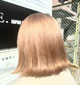 ミディアム カラー 林 美月のヘアスタイル