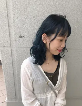 ミディアム 岸川 恭子のヘアスタイル