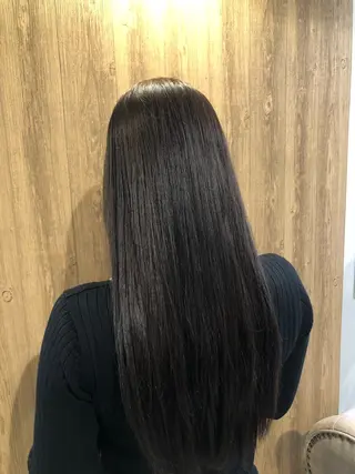ロング 中澤りさ🐿 寒色系カラー🫧のヘアスタイル