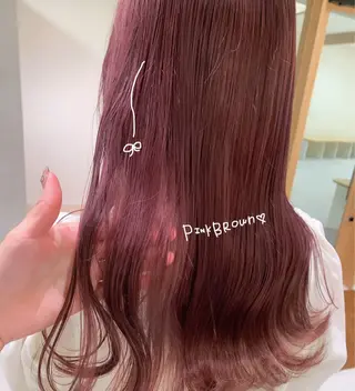 セミロング カラー regalo Acari🍎のヘアスタイル