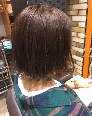 ミディアム カラー 透明感カラー・ 髪質改善🩵イケダのヘアスタイル