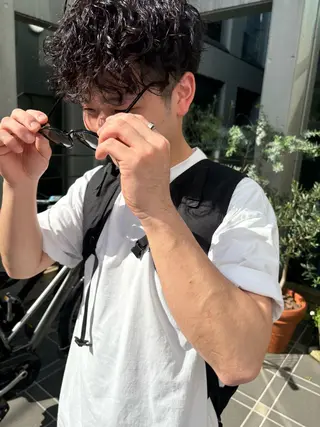 パーマ メンズ 池田理紗/メンズ カット/切りっぱなしのヘアスタイル