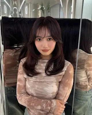 ロング カラー GAGA Hinaのヘアスタイル