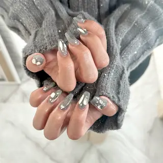 ネイル LAUR Natsukiのネイルデザイン