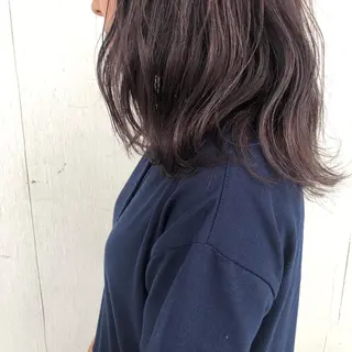 セミロング 横山 莉奈のヘアスタイル