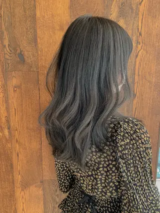 セミロング レイヤー/顔周り カット/松岡 祥利のヘアスタイル