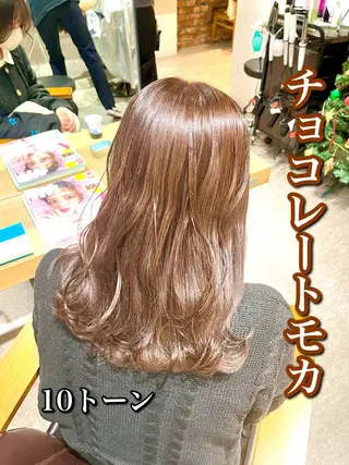 セミロング カラー 艶髪カラー 渡辺岳也のヘアスタイル