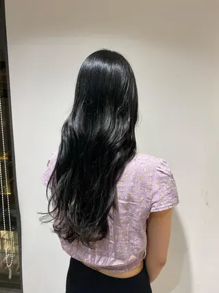 ロング カラー mei / 艶カラー ミディアム レイヤーのヘアスタイル