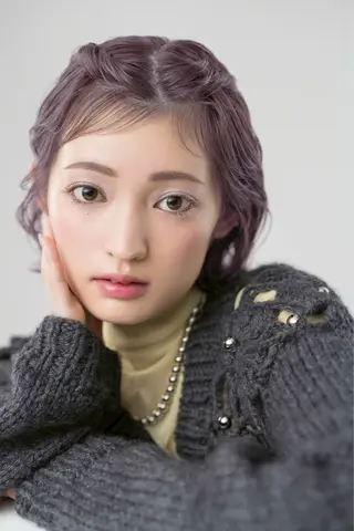 ショート カラー 井崎 史帆のヘアスタイル