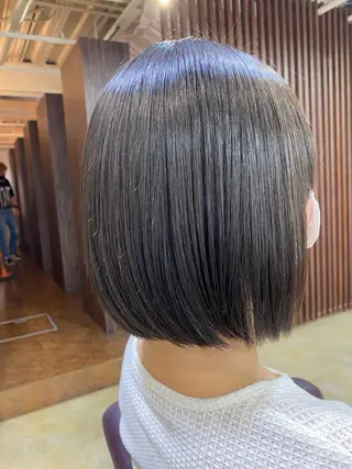 ショート パーマ ヘアーメイクポリッシュ桂所属・山﨑 将弥のヘアスタイル