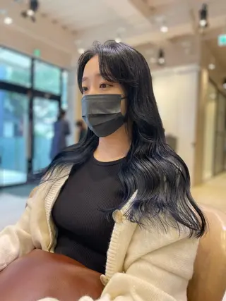 ロング 韓国🇰🇷透明感 ERIのヘアスタイル